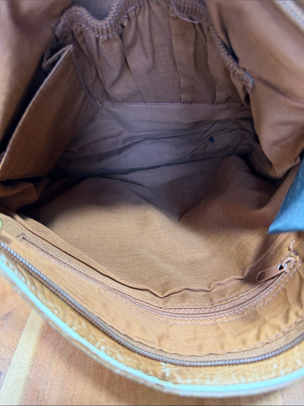 Boho Stone Mountain Vintage Y2K Distressed Tan Leather Bag - Picture 12 of 16